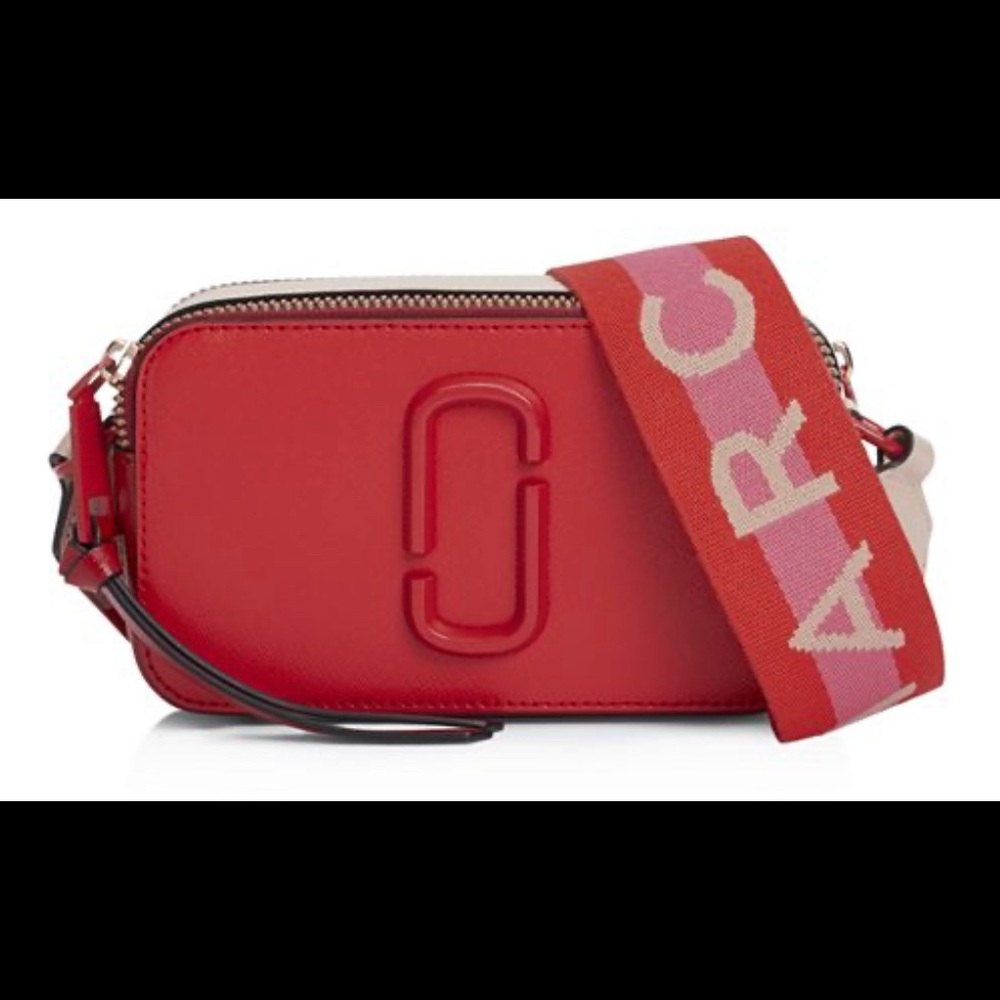 Marc Jacobs “Snapshot” red leather crossbody